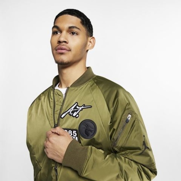 Air Jordan GOAT J-1 Bomber Jacket Olive Small - Picture 5 of 8